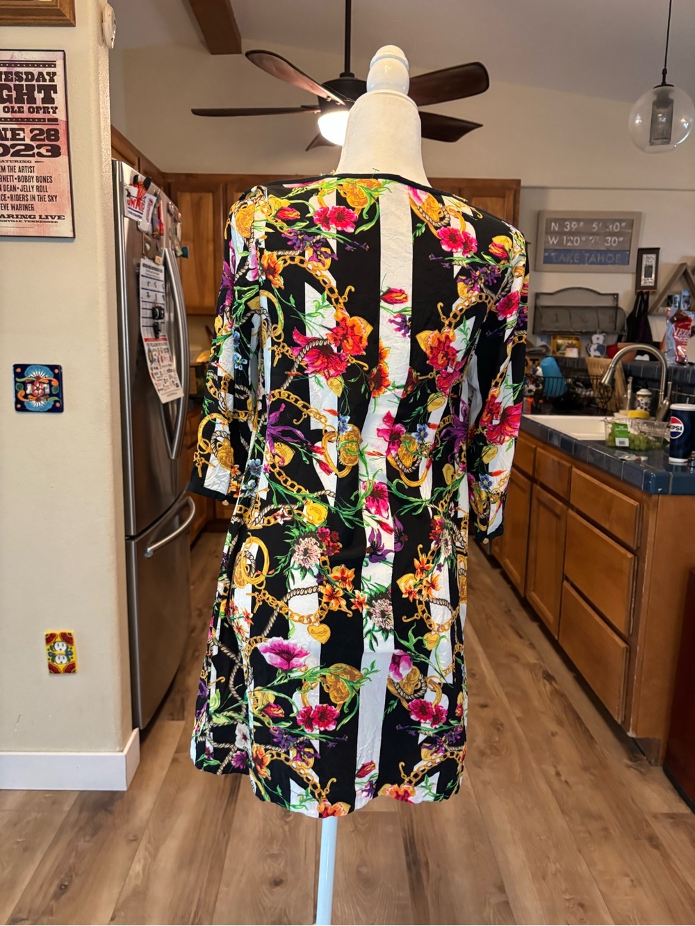 Juicy Couture Black, White, Pink & Gold Floral Stripe Mini Dress - Picture 4 of 12